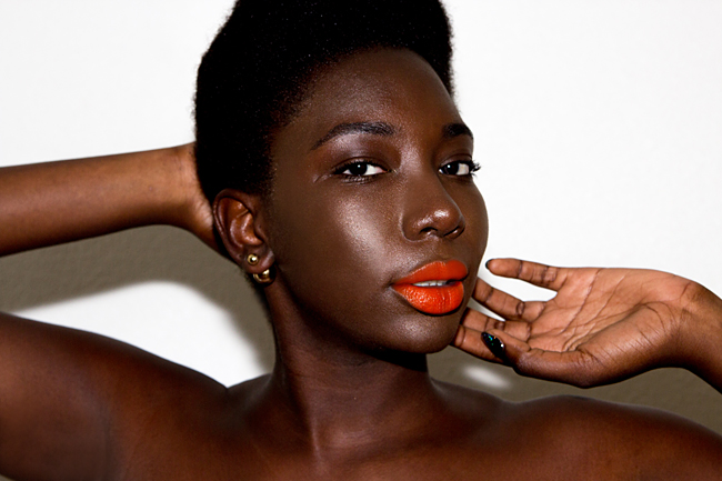 aida in makeup forever illuminator for dark skin 3